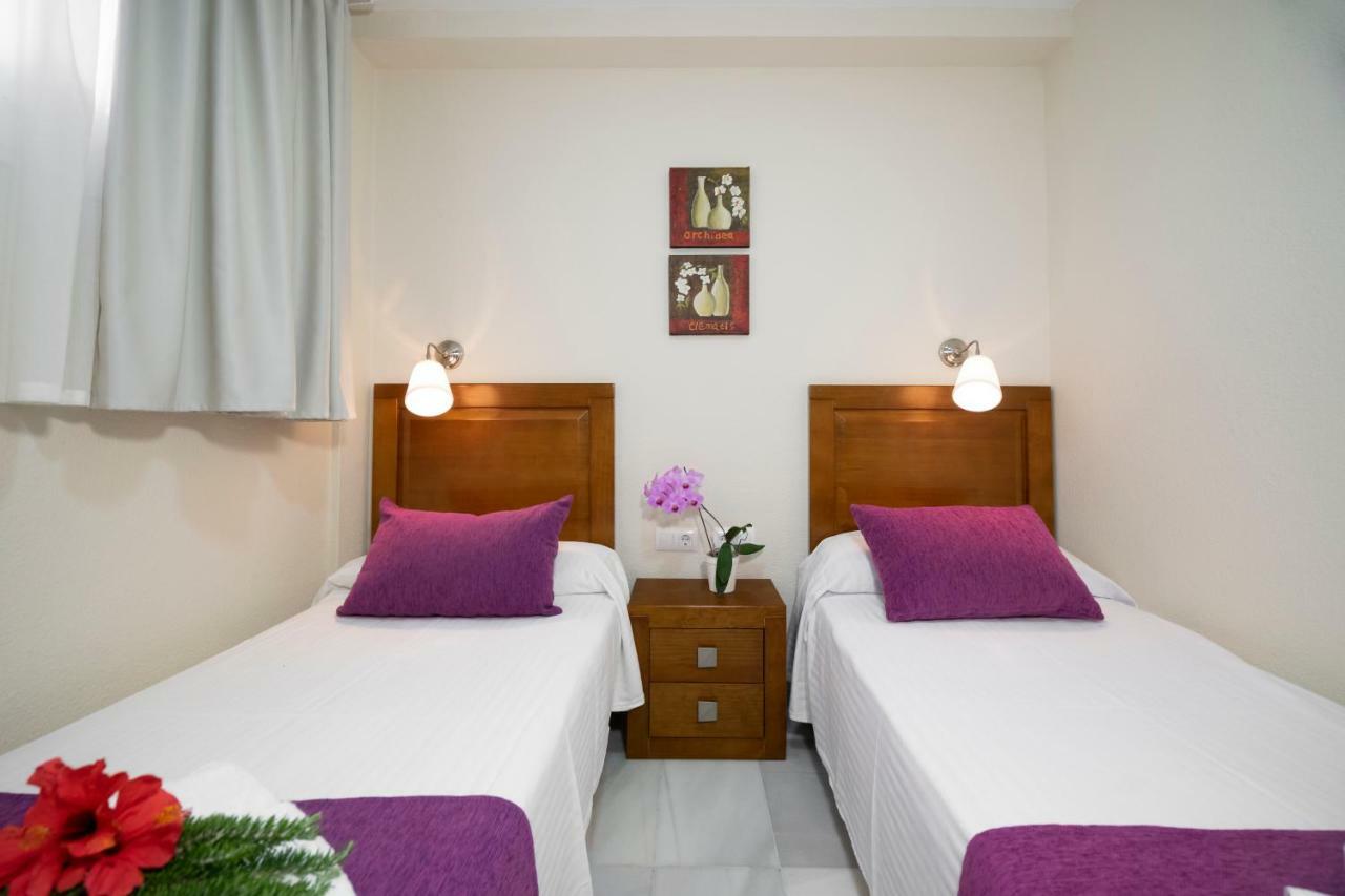 רוקאוטס דה מר Apartamentos Mar Y Golf מראה חיצוני תמונה
